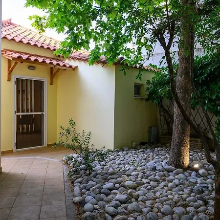 Secluded Oasis Among The Rocks *